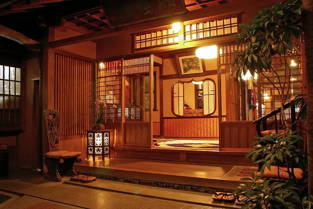 Seikoro Ryokan - Established In 1831 Kyoto Japan